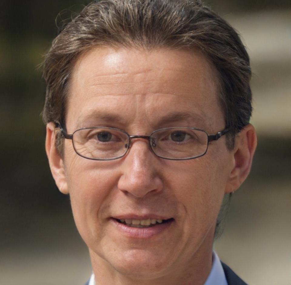 Instructor de tecnologías del futuro